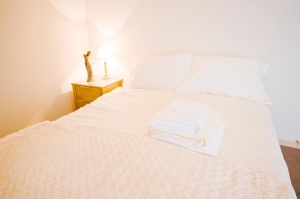 Riverside Apartments Wick  Bagian luar foto